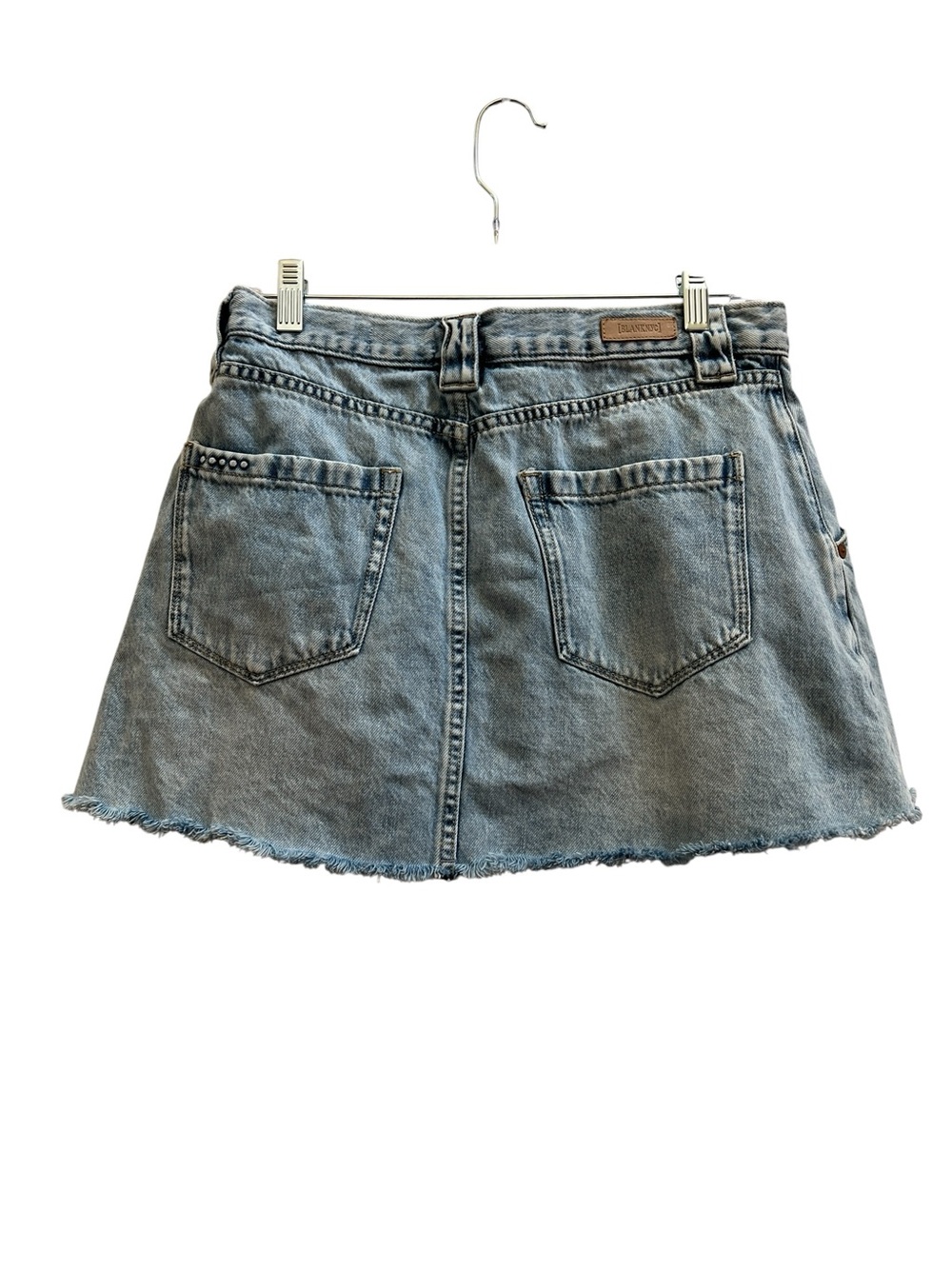 BlankNYC Pleated Denim Mini Skirt Raw Hem Y2K Low Rise 28 Model Off Duty Street - Picture 3 of 6